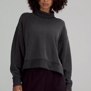 Lululemon Softstreme Turtleneck Pullover